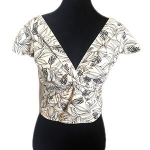 Midnight Sky rayon/cotton/linen cream v-neck crop top with elastic back L